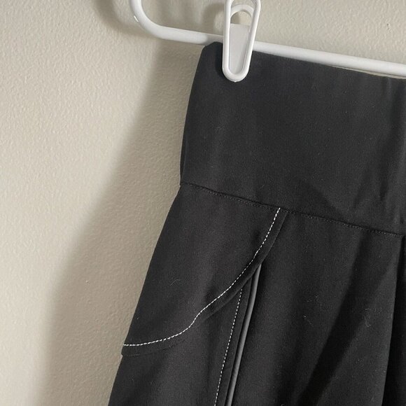 Maniere De Voir Women 6 Black White Ponte High Rise Ankle Zip Piped Leggings - Picture 10 of 15